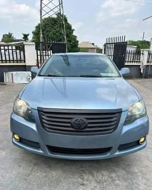 A picture of REGISTERED 2007 TOYOTA AVALON LIMITED Thumbstart Navigation System Reverse Camera