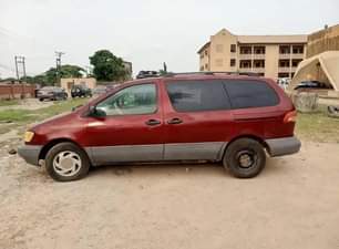 A picture of Toyota Sienna First Body Engine and Gear Ac needs attention