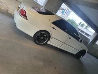 A picture of Toyota Crown Athlete