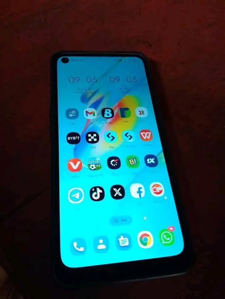 A picture of Oppo A54