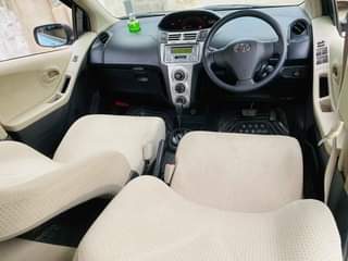A picture of Vitz New Model Year 2006 Cc 990 Haina shida yyte