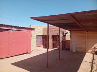 Ntate R.