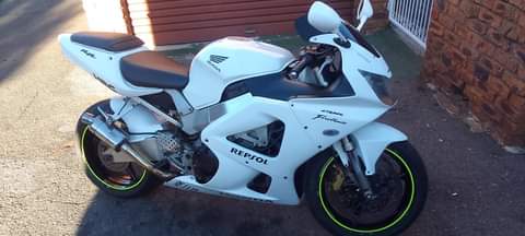 honda cbr