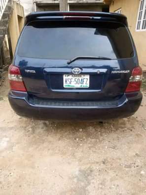 A picture of Toyota Highlander 2005 3 3M Okene Kogi State Call WhatsApp