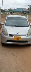 A picture of Toyota passo