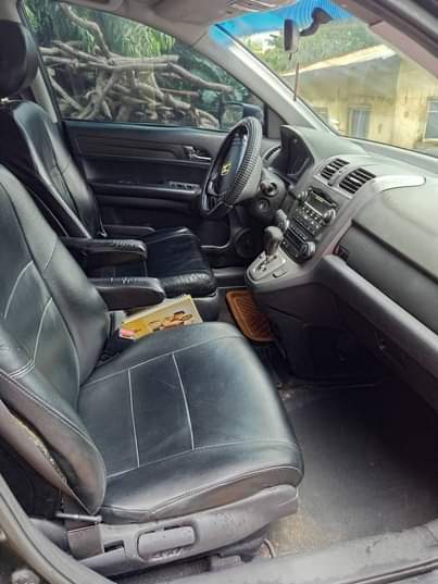 A picture of CR V 08