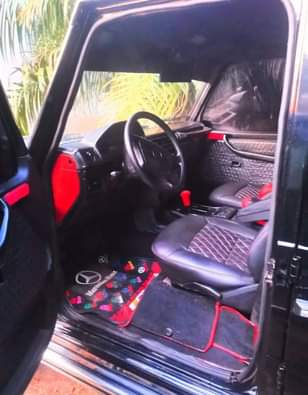 A picture of 2004 Benz 2004 Sedan