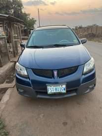 A picture of Pontiac vibe 2004