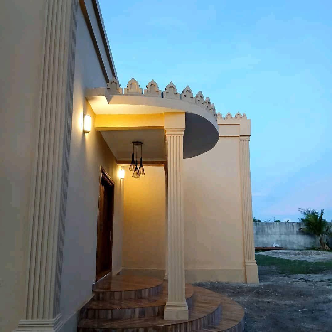 A picture of House