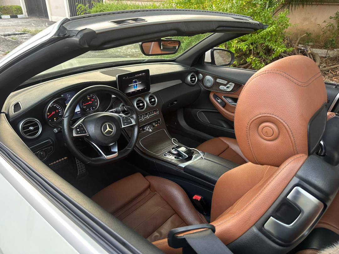 A picture of Mercedes Benz C300 2017
