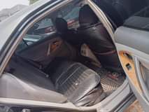 A picture of Fastest finger 2009 Toyota Camry 6 plugs with alloy wheels