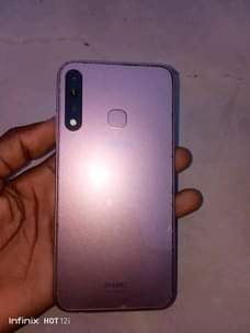 A picture of infinix smart 3 plus GB 32 ram 2 haina kipengele