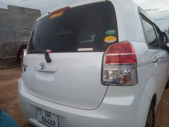 A picture of Toyota spade