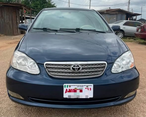 A picture of TOYOTA COROLLA 2006