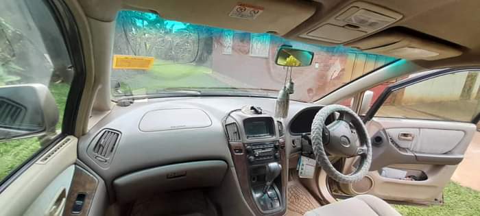 A picture of Toyota Harrier