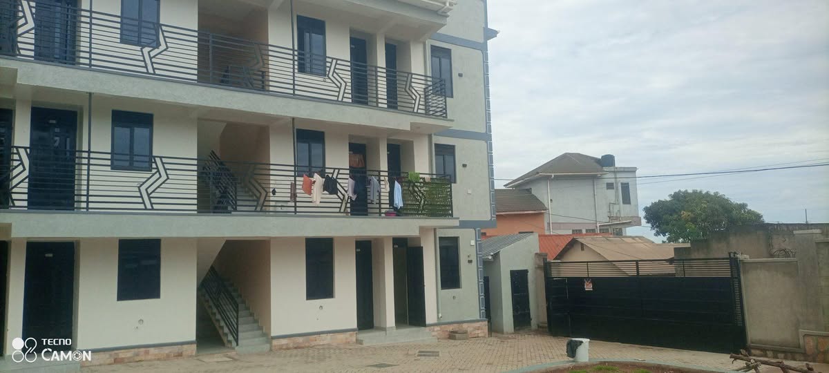 A picture of House for rent in bweyogerere kirinya at 500k