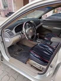 A picture of 2004 TOYOTA CAMRY