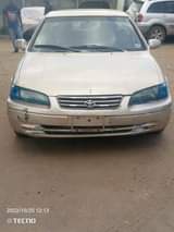 A picture of 1999 Toyota Camry Le