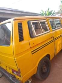 A picture of Bus Volkswagen vanagon