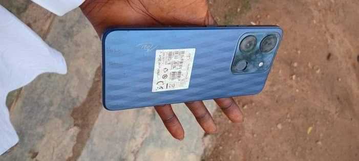 A picture of Itel