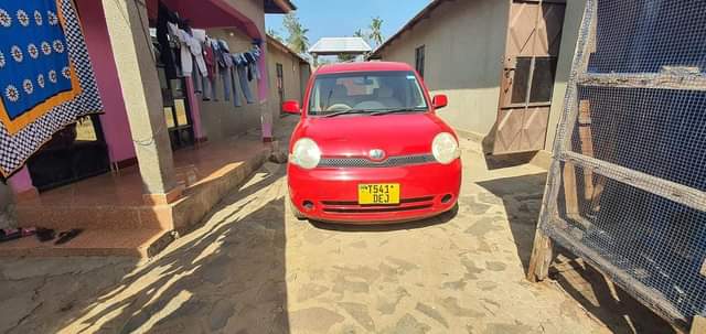 A picture of TOYOTA SIENTA INAUZWA
