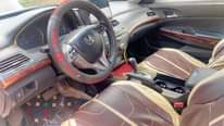 A picture of 2010 HONDA CROSSTOUR