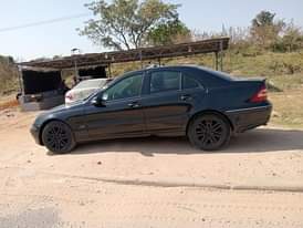 A picture of DISTRESS 2005 C230 MERCEDES BENZ WITH UNTEMPERED ENGINE GEAR AC
