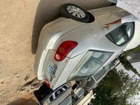 A picture of 2004 TOYOTA Corolla Le