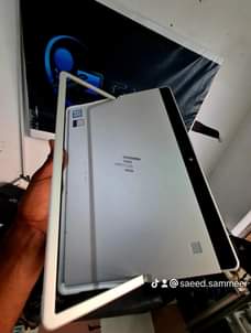 A picture of Hp elite x2