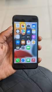 A picture of IPHON 7G