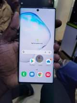 A picture of Samsung note 10 super clean