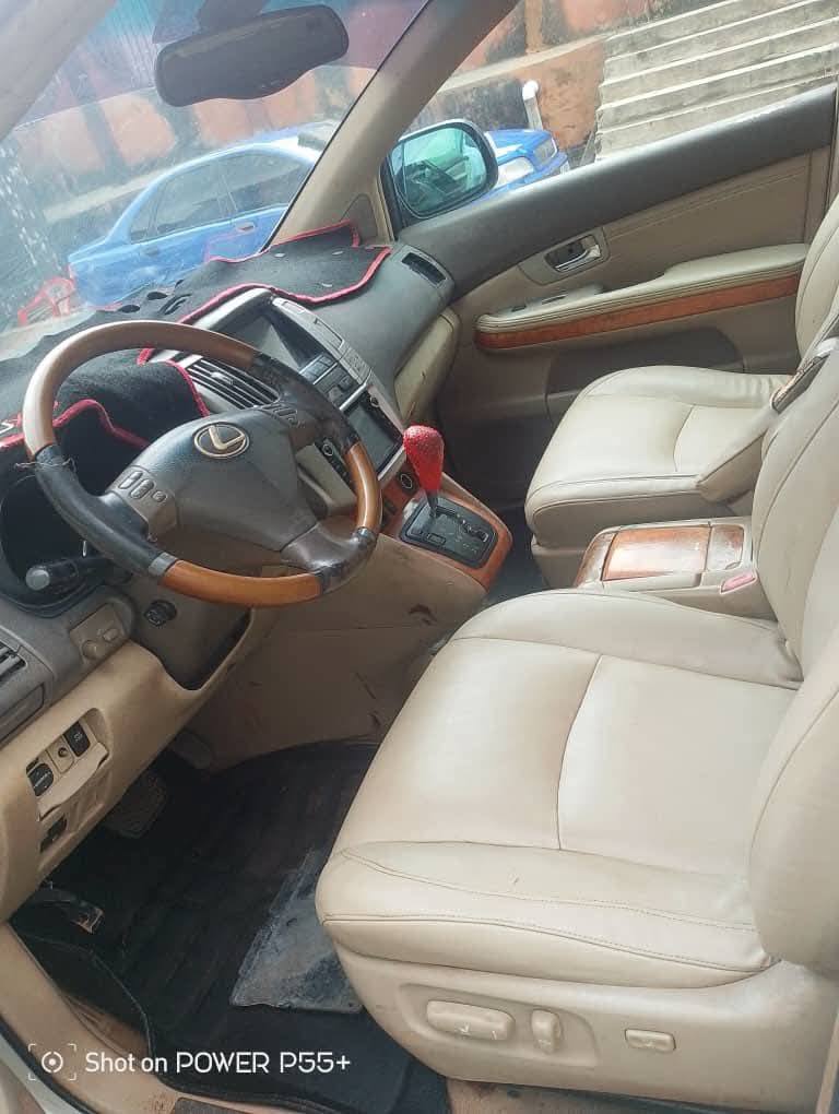 A picture of Lexus Rx350 2008 model