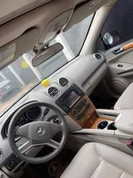 A picture of Distress sale Raw first body 2006 Ml350 with sunroof door