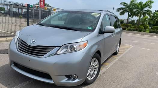 A picture of FOREIGN USED 2013 TOYOTA SIENNA XLE 11M NET PRICE ABUJA