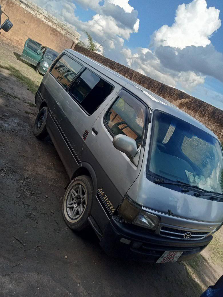 used toyota hiace