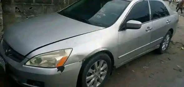 A picture of Honda dc V6 Engine and gear ok 1 8m Buyer