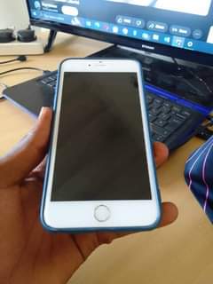 A picture of IPhone 6s plus