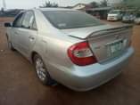 A picture of Toyota Camry 2004 4plugs