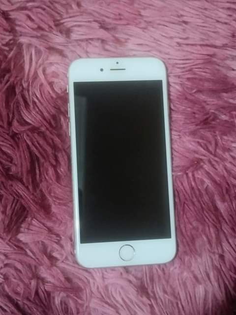 A picture of IPHONE 6S