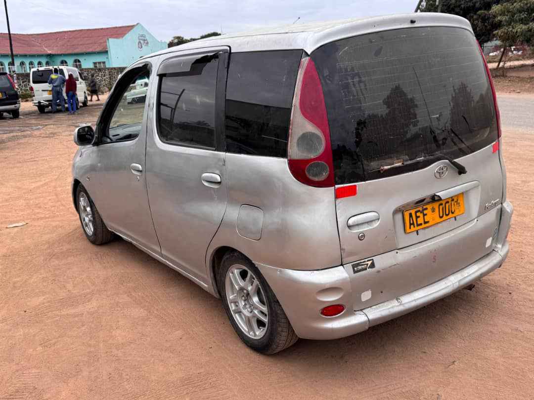 used toyota funcargo