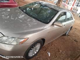 A picture of toyota camry model 2009 coll 08089707018