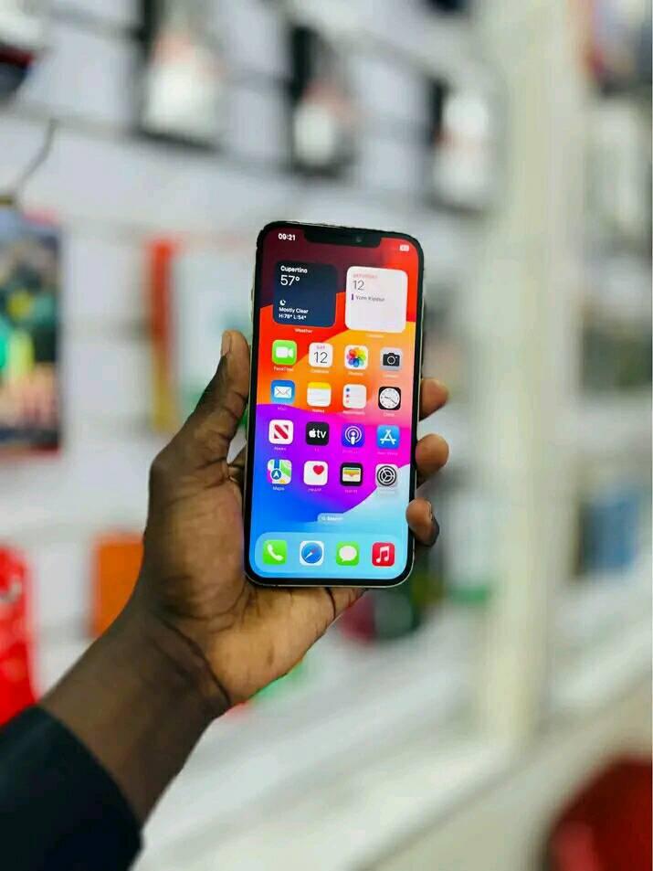 A picture of New iPhone 12