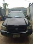 A picture of 2003 Toyota Highlander 2
