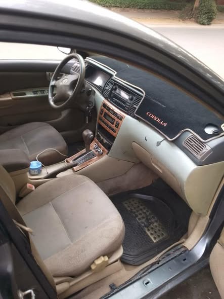 A picture of Super distres clean 04 Corolla 3 1m