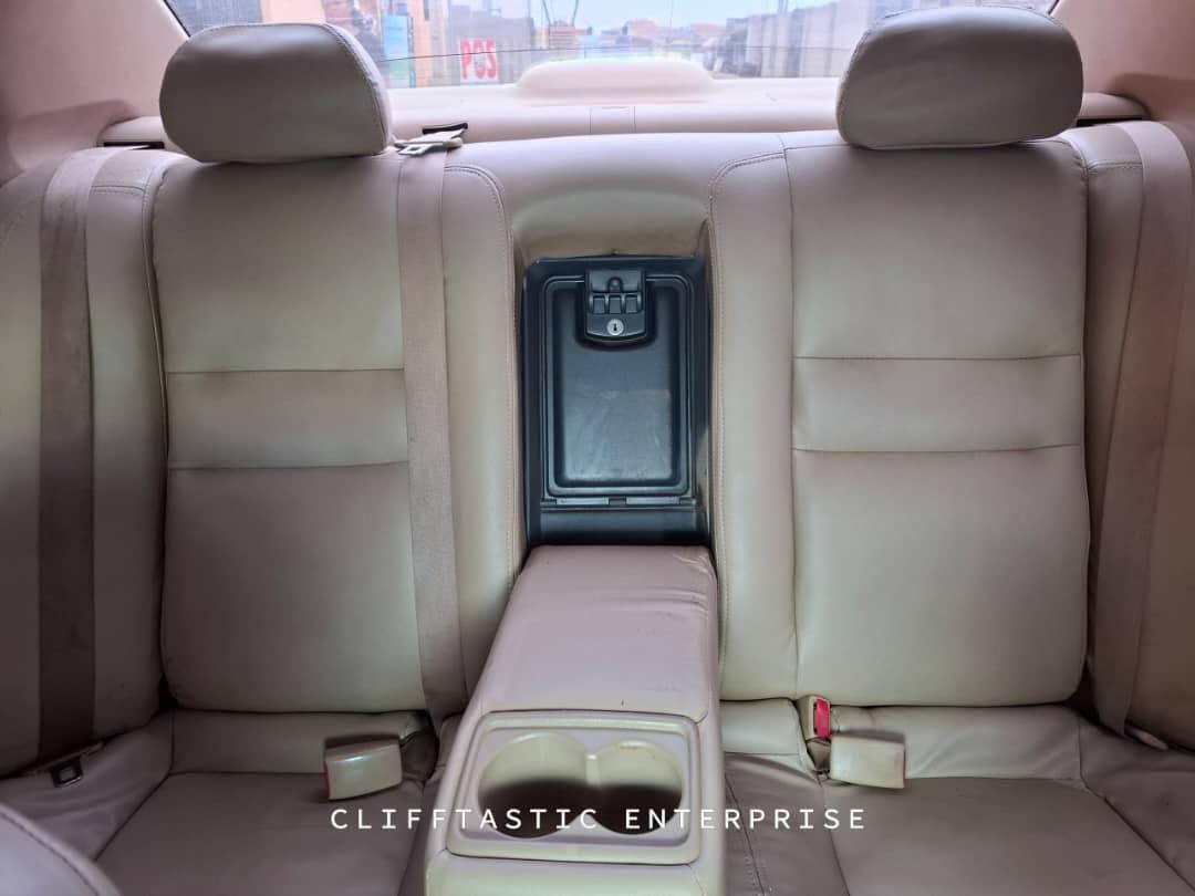A picture of Honda Accord 05