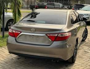 A picture of TOYOTA CAMRY SE FullOption Model 2017 Price 10 9M Distress