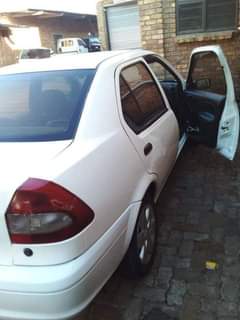ford ikon