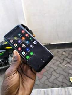 A picture of Samsung s8