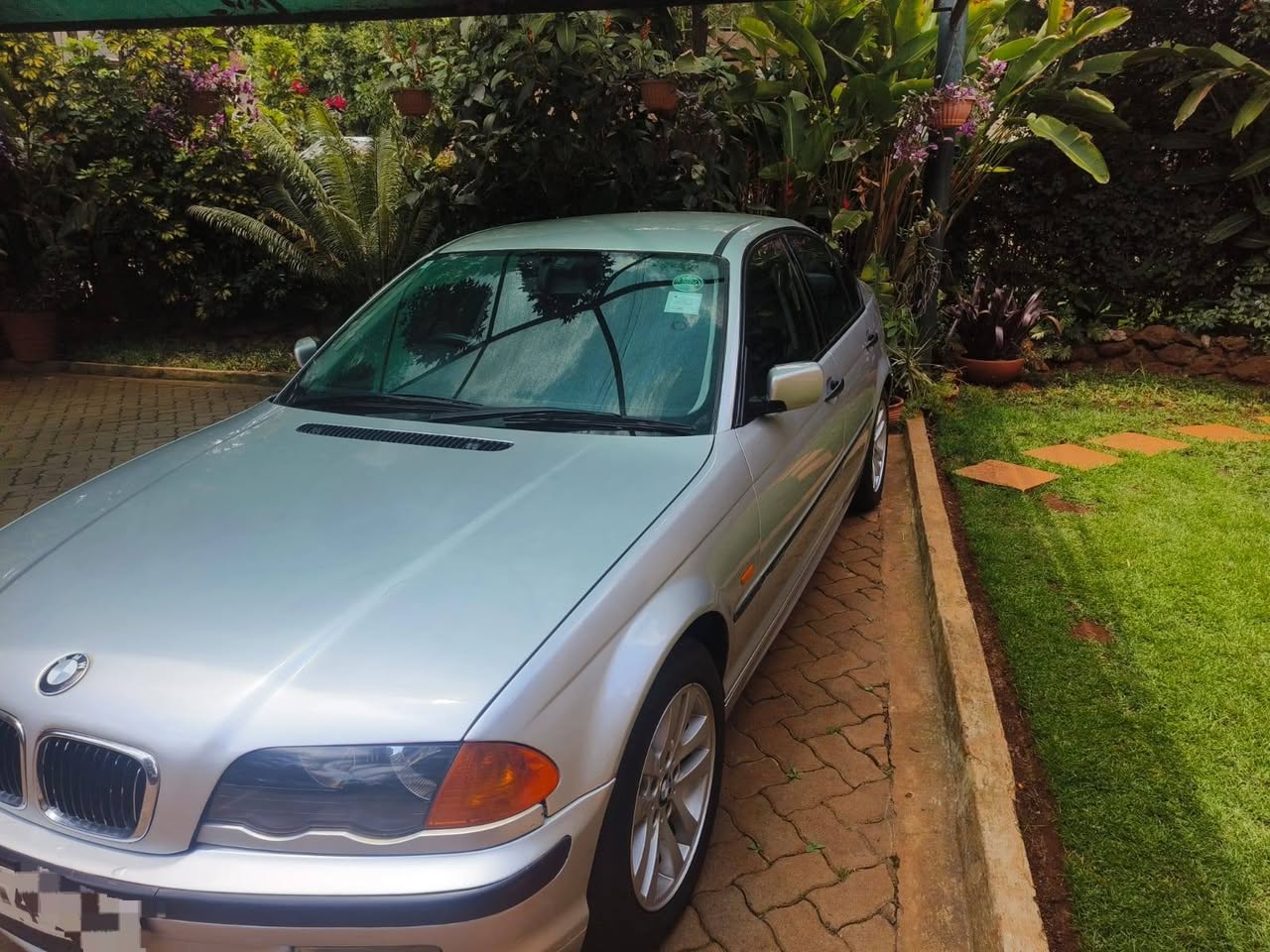 bmw 318i