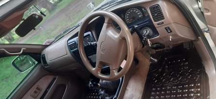 A picture of Toyota Hilux surf Arusha town